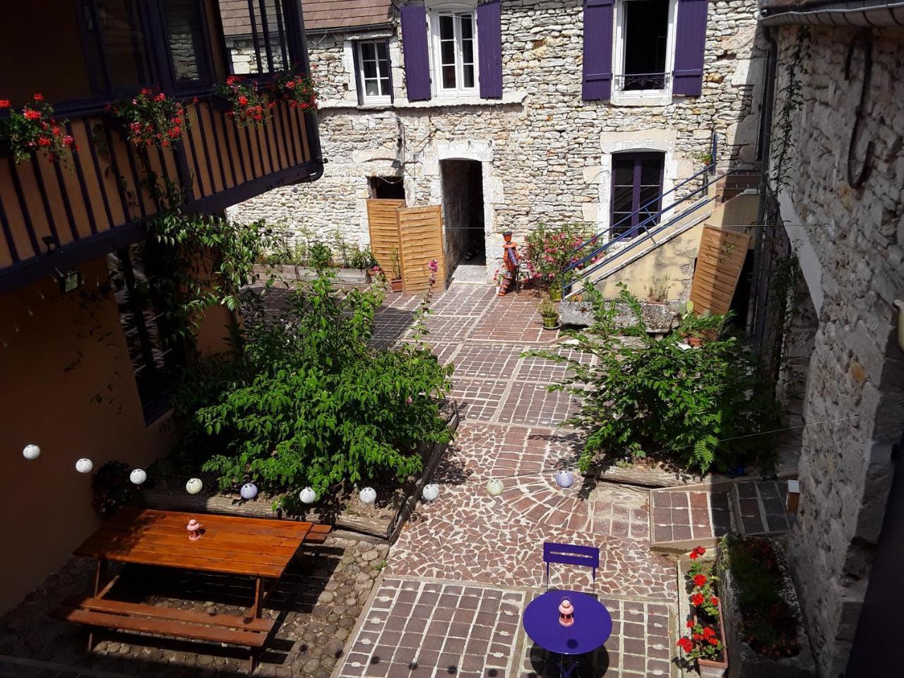 Chambres D'Hotes Les Coutas Mailly-la-Ville Εξωτερικό φωτογραφία