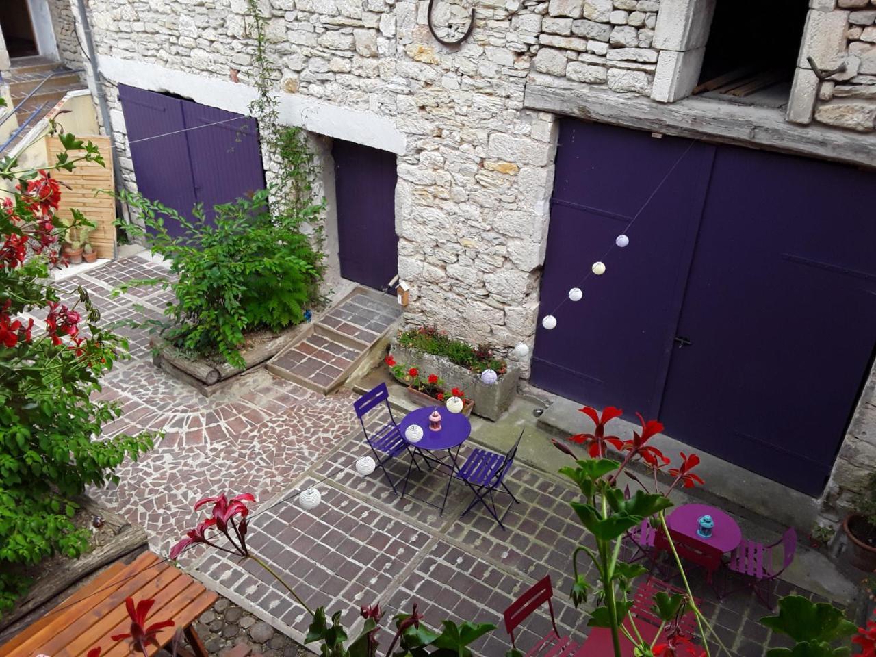 Chambres D'Hotes Les Coutas Mailly-la-Ville Εξωτερικό φωτογραφία
